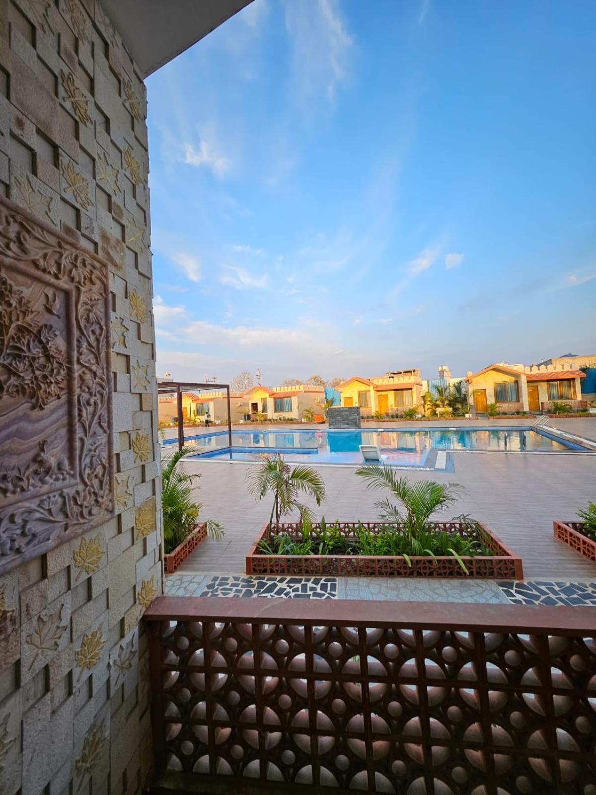 The Mewar Palace And Resort Shivpuri  Bagian luar foto